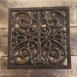 Enameled Cast Iron Trivet in Brown